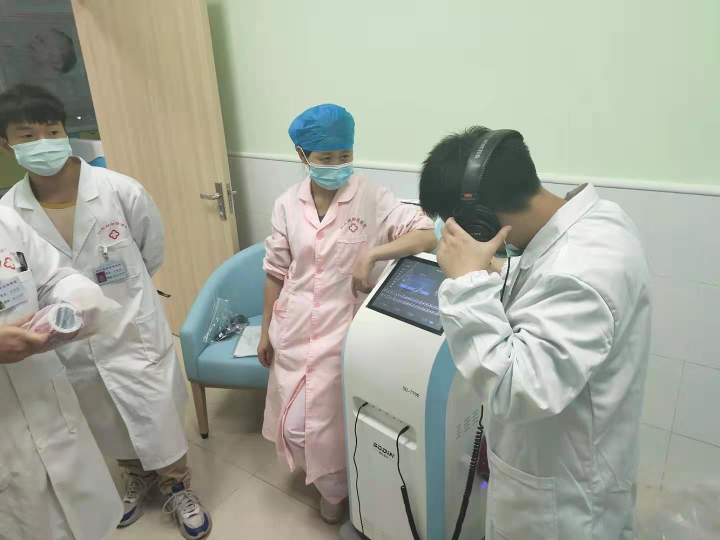 廣西省凌云縣婦幼保健院SD-8800聽覺統(tǒng)合訓練儀