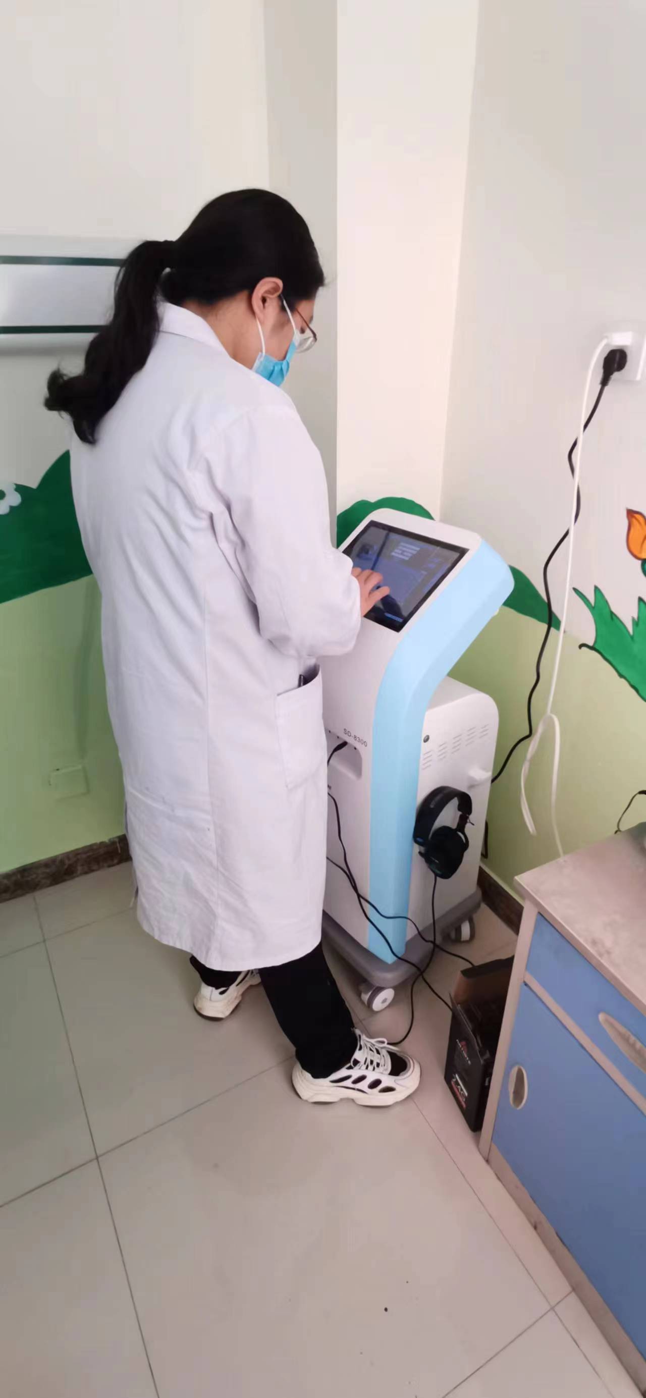 河北省衡水市景縣人民醫(yī)院SD-8300聽覺統(tǒng)合訓練儀