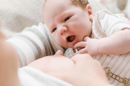 母乳分析儀廠家談母乳喂養(yǎng)寶寶智商更高